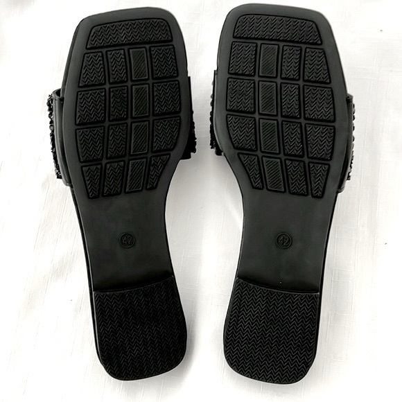 Black Textured Slip~Ons~ Slides / Dress Up or Down / Perfect For Summer - Picture 5 of 9